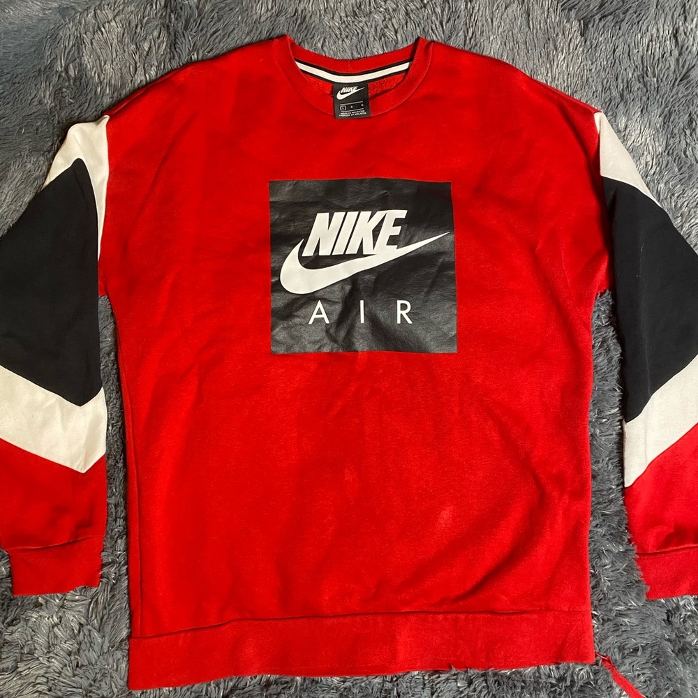Nike sweatshirt